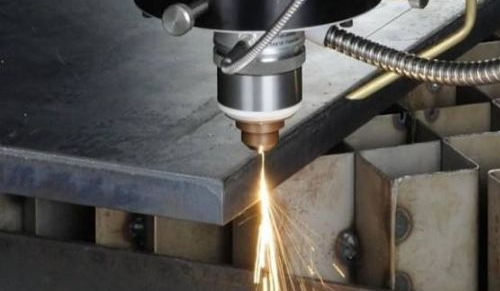 談?wù)剸|莞激光切割機切割的優(yōu)勢，平滑，不變形